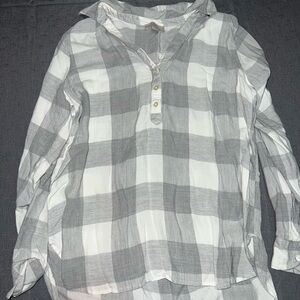 Women’s LOFT Gray and White Checkered Shirt